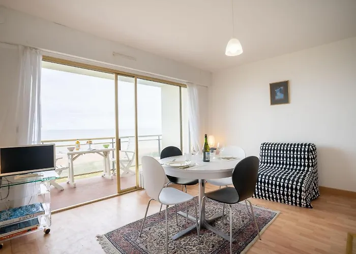 Le Golf-1 By Interhome