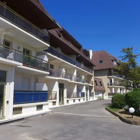 Le Golf-1 By Interhome Apartment Cabourg